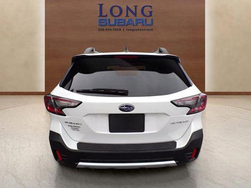 Used 2022 Subaru Outback Limited image 5