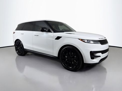 New 2026 Land Rover Range Rover Sport SE image 3