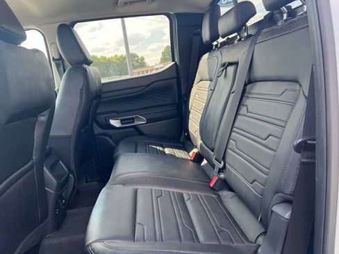 Used 2026 Ford Ranger Lariat w/ FX4 Off-Road Package AWD/4WD image 8