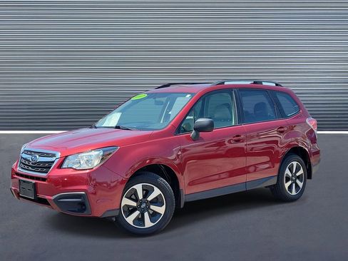 Used 2017 Subaru Forester 2.5i w/ Alloy Wheel Package AWD/4WD image 1