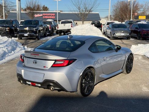 Used 2025 Toyota GR86 Premium w/ ALL Weather Mat Package (TMS) image 4