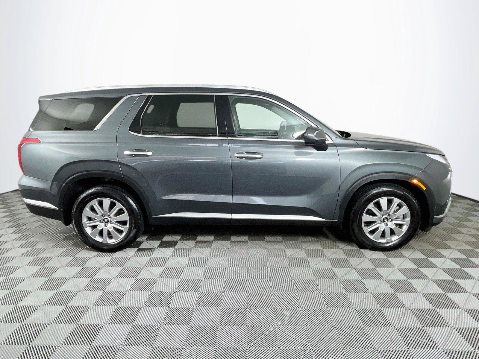 Used 2023 Hyundai Palisade SEL AWD/4WD image 11