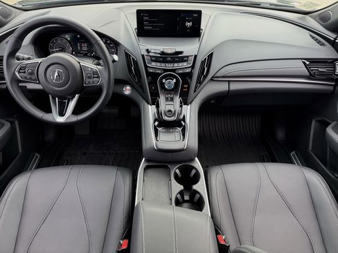 Used 2025 Acura RDX SH-AWD image 11