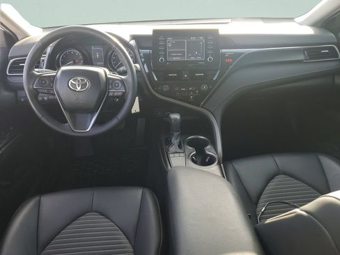 Certified 2023 Toyota Camry SE FWD image 11