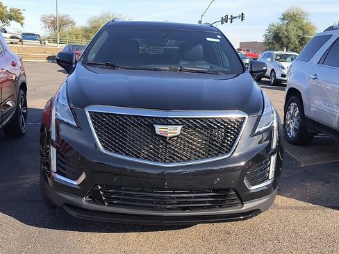 Used 2020 Cadillac XT5 Sportv image 2