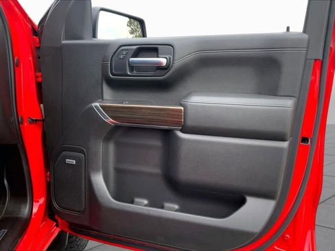 Used 2021 Chevrolet Silverado 1500 LT Trail Boss w/ Convenience Package II AWD/4WD image 22