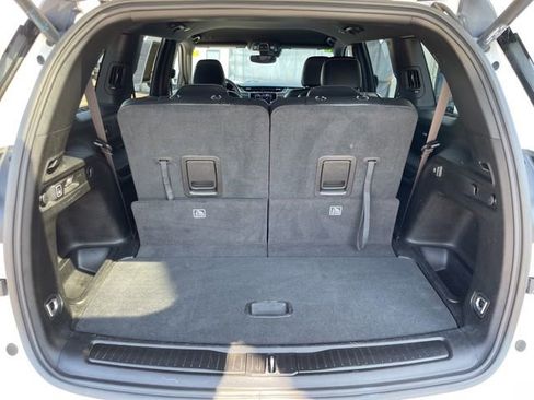 Used 2023 Jeep Grand Cherokee L Laredo AWD/4WD image 30