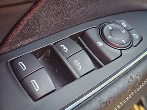 Certified 2023 Buick Envision Essence w/ Sport Touring Package AWD/4WD image 9