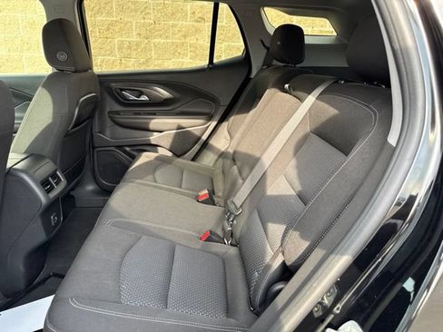 Used 2023 GMC Terrain SLE w/ Driver Convenience Package AWD/4WD image 13