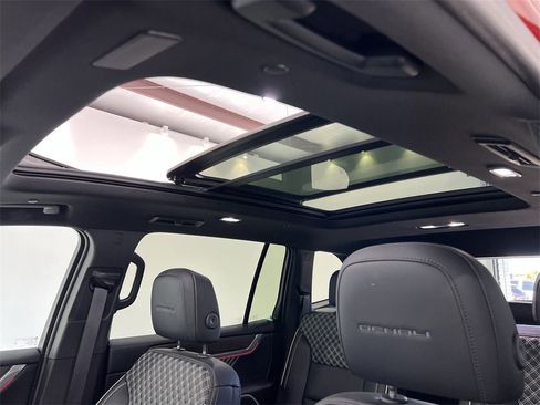 Used 2024 GMC Acadia Denali w/ LPO, Floor Liner Package image 18