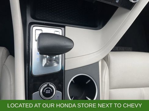 Used 2024 Genesis G70 2.5T image 18