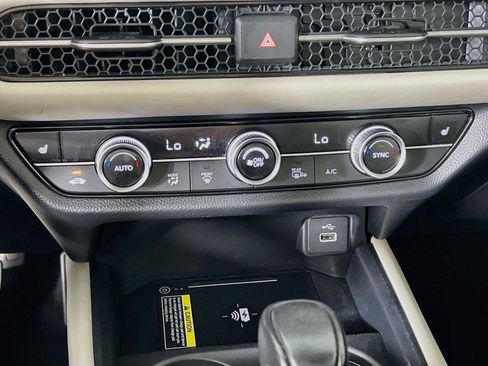 Used 2023 Honda HR-V EX-L image 16