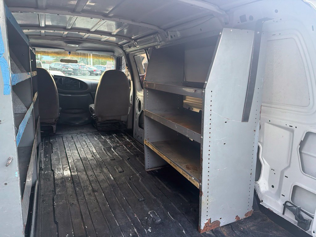 Used 1997 Ford E-150 and Econoline 150 RWD image 15