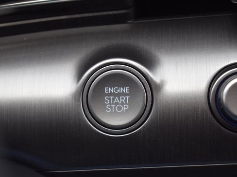 Used 2025 Hyundai Kona SEL AWD/4WD image 6