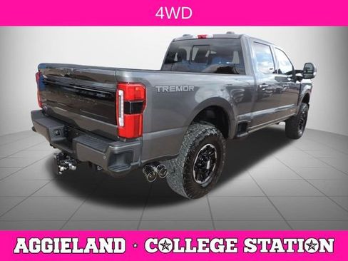 Used 2025 Ford F250 Platinum w/ Tremor Off-Road Package AWD/4WD image 4