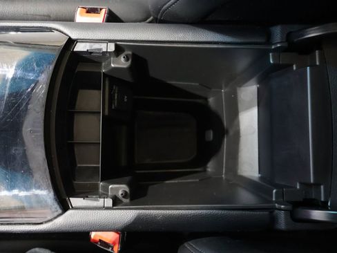 Used 2018 Ford Edge Titanium w/ Equipment Group 301A image 39