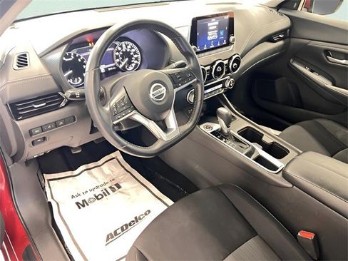 Used 2021 Nissan Sentra SV w/ Trunk Package image 12