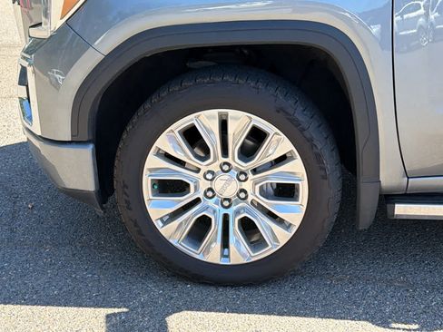 Used 2020 GMC Sierra 1500 Denali w/ Denali Ultimate Package AWD/4WD image 9