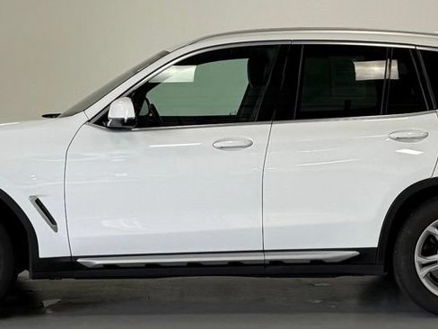Used 2021 BMW X3 xDrive30i AWD/4WD image 3