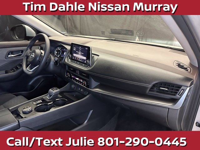 Used 2023 Nissan Rogue SV AWD/4WD image 17
