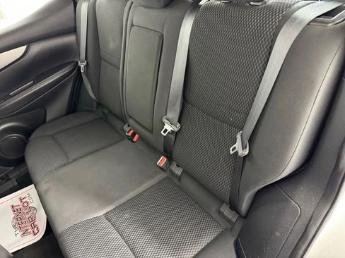 Used 2018 Nissan Rogue Sport S w/ S Appearance Package image 31