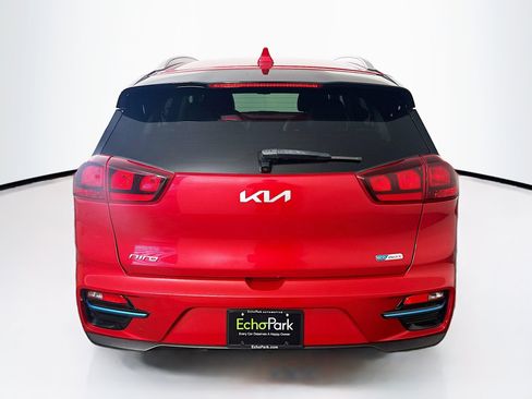 Used 2022 Kia Niro EX image 7
