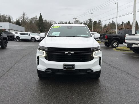 Used 2024 Chevrolet Suburban RST w/ Luxury Package image 8