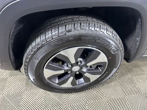 Used 2023 Jeep Grand Cherokee 4WD 4xe image 10