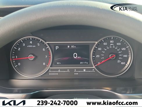 Certified 2023 Kia Sorento LX FWD image 28