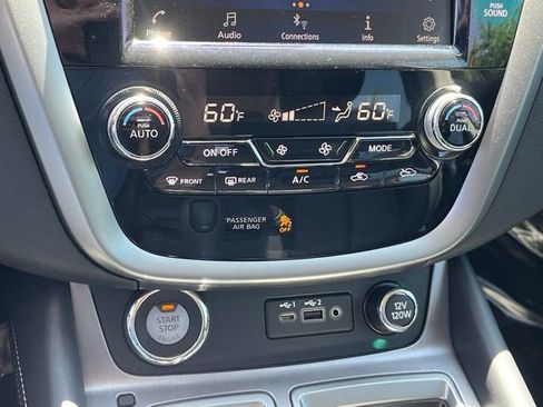 Used 2024 Nissan Murano SV w/ SV Midnight Edition Package image 22