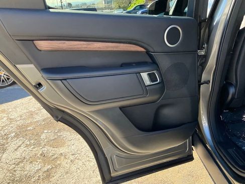 Used 2020 Land Rover Discovery HSE Luxury AWD/4WD image 38