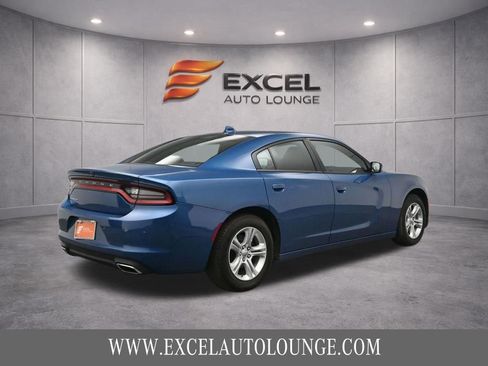 Used 2023 Dodge Charger SXT RWD image 9