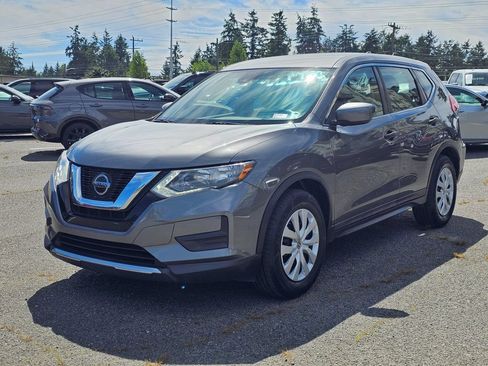 Used 2019 Nissan Rogue S FWD image 4