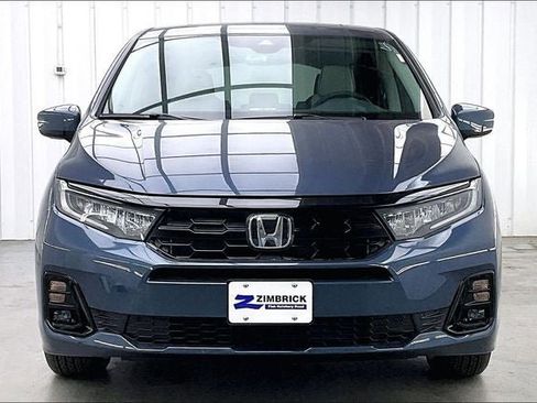 New 2026 Honda Odyssey Elite image 3