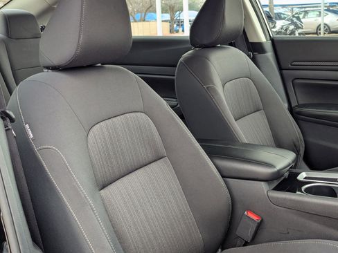 Used 2024 Nissan Altima 2.5 SV image 30