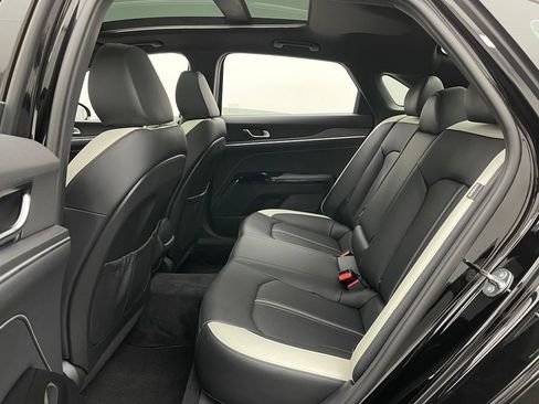 Used 2025 Kia K5 GT-Line w/ GT-Line Premium Package AWD/4WD image 38