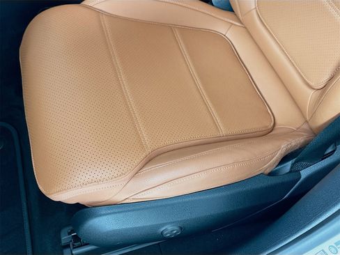 Used 2026 Mercedes-Benz GLC 300 image 21