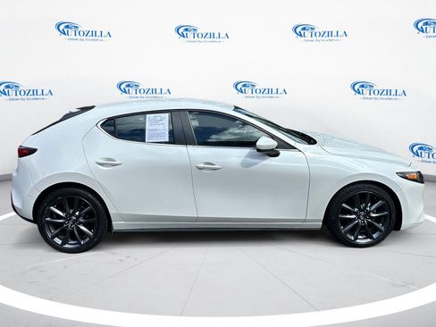 Used 2019 MAZDA MAZDA3 Hatchback FWD image 6