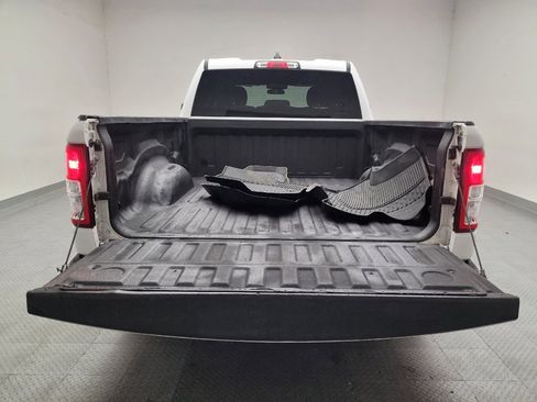 Used 2021 RAM 1500 Big Horn RWD image 29