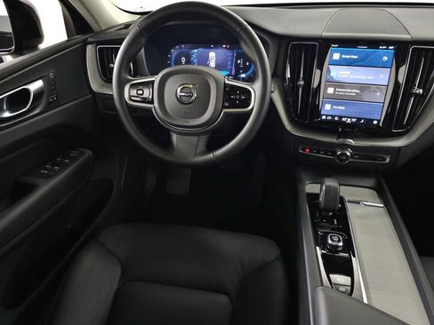 Certified 2025 Volvo XC60 B5 Plus AWD/4WD image 22