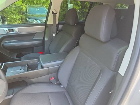 Used 2024 Hyundai Santa Fe SE AWD/4WD image 18