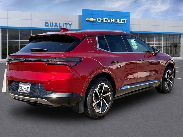 Certified 2024 Chevrolet Equinox EV LT w/ LPO, Blackout Package FWD image 7