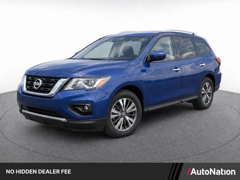 Used 2020 Nissan Pathfinder SV FWD image 1