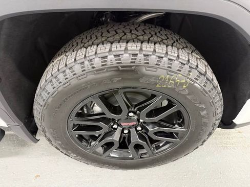 New 2026 GMC Sierra 1500 Elevation w/ Elevation Premium Package image 4