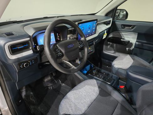 New 2025 Ford Maverick XLT FWD image 17