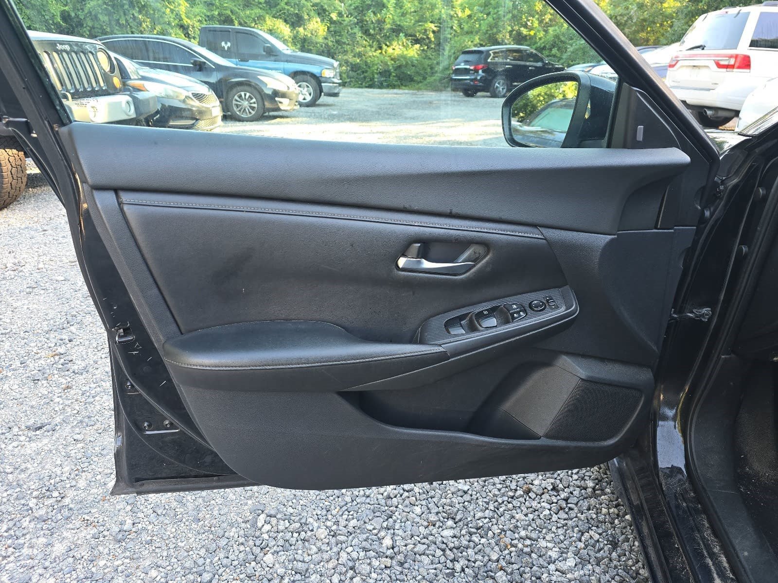 Used 2020 Nissan Sentra S FWD image 19