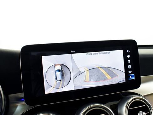 Certified 2022 Mercedes-Benz GLC 300 w/ Premium Package Lite image 34