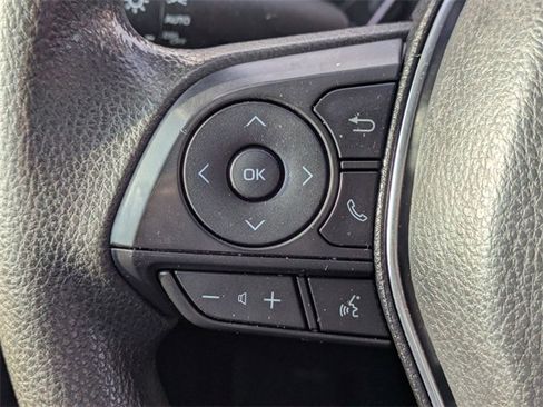 Used 2019 Toyota Camry LE image 14