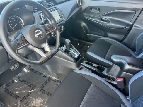 Used 2024 Nissan Versa SV image 12