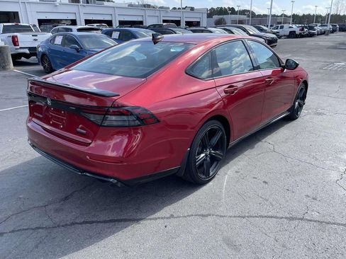 Used 2023 Honda Accord Sport image 9